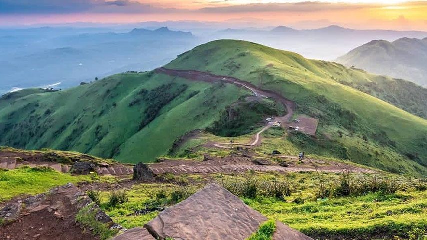 Famous-Off-Road-Trails-to-Mullayanagiri-Peak