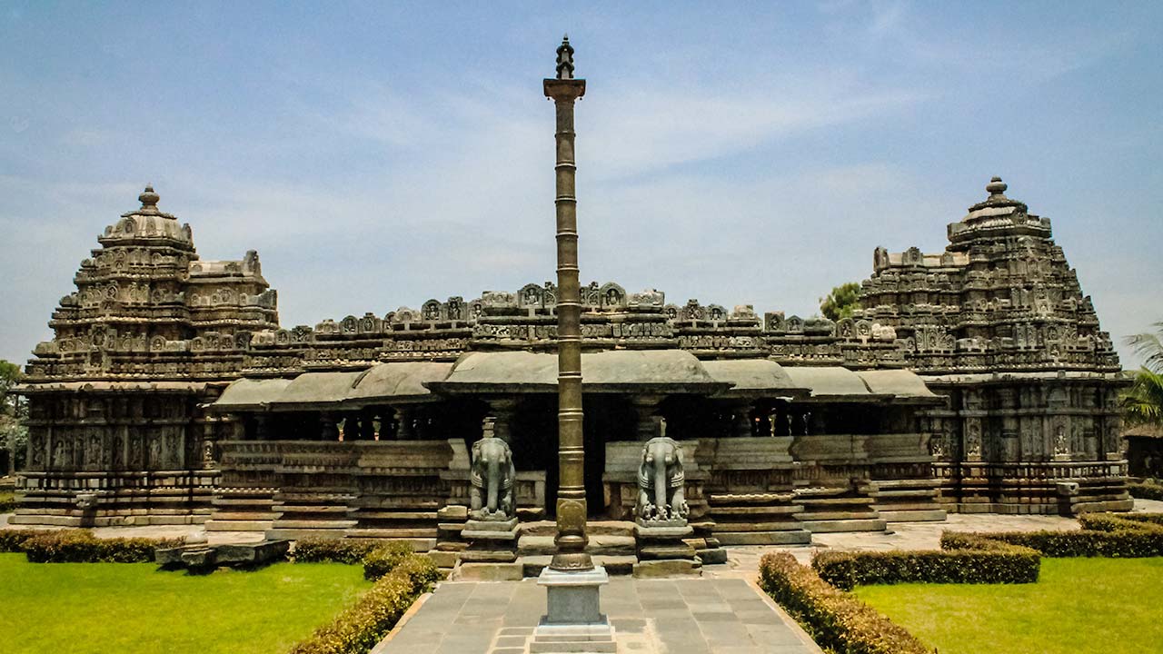 Veera-Narayana-Templer